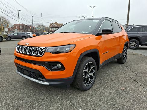 New 2026 Jeep Compass Limited w/ Sun, Sound & Navigation Group AWD/4WD image 3
