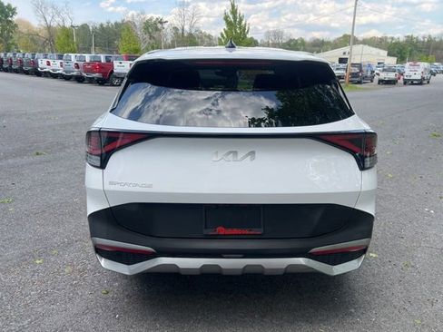 Used 2023 Kia Sportage EX FWD image 4