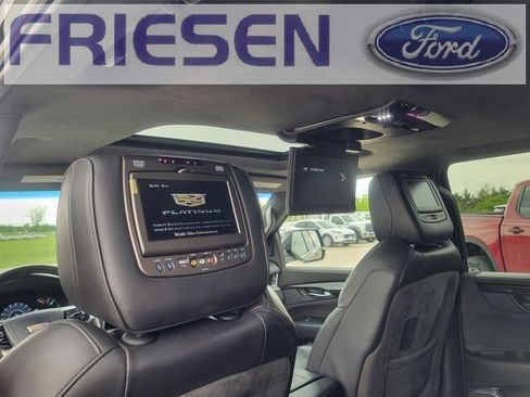 Used 2016 Cadillac Escalade ESV Platinum image 24