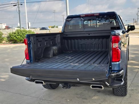 Certified 2024 Chevrolet Silverado 1500 ZR2 AWD/4WD image 26