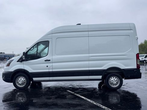 Used 2026 Ford Transit 350 148 High Roof AWD w/ Load Area Protection Package image 5