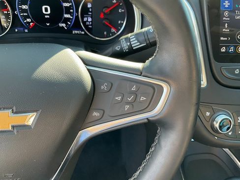 Used 2023 Chevrolet Malibu LT image 12