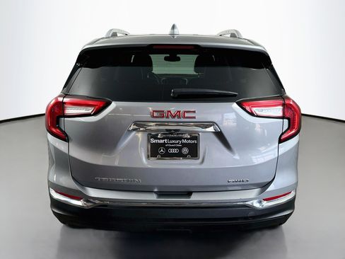Used 2024 GMC Terrain SLT AWD/4WD image 6