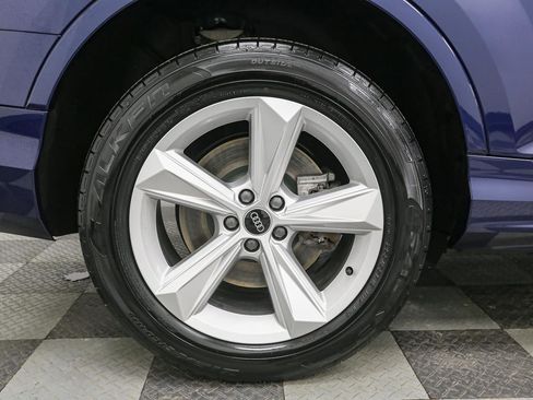 Used 2021 Audi Q7 3.0T Premium w/ Convenience Package image 19