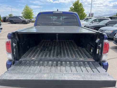 Used 2022 Toyota Tacoma TRD Off-Road w/ Technology Package AWD/4WD image 20