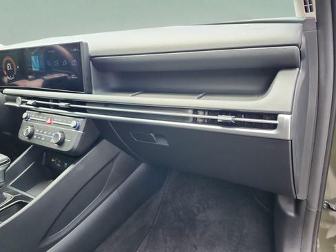Certified 2026 Hyundai Tucson SE FWD image 20