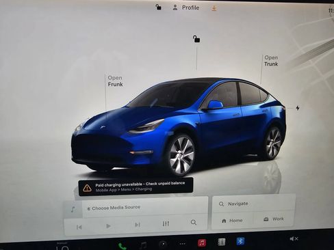 Used 2022 Tesla Model Y Long Range AWD/4WD image 16
