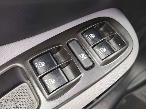 Used 2014 FIAT 500L Easy image 31