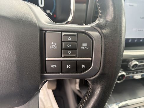 Used 2023 Ford F150 Lariat w/ Equipment Group 502A High AWD/4WD image 19