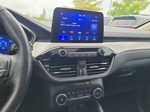 Used 2020 Ford Escape SE Sport FWD image 20