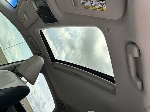 Used 2016 Lexus RX 350 FWD w/ Premium Package image 18