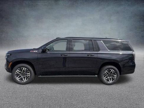 New 2026 Chevrolet Suburban Z71 w/ Comfort Package AWD/4WD image 10