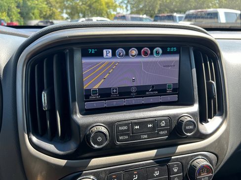 Used 2015 Chevrolet Colorado Z71 image 14