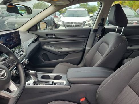 New 2026 Nissan Altima 2.5 SV w/ SV Special Edition Package AWD/4WD image 15