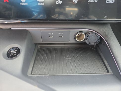 New 2026 Nissan Sentra SR w/ SR Premium Package FWD image 28