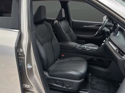 Used 2023 INFINITI QX60 Luxe AWD/4WD image 24