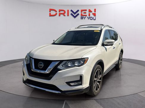 Used 2018 Nissan Rogue SL w/ Premium Package FWD image 13