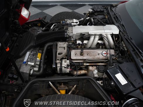 Used 1990 Chevrolet Corvette Convertible RWD image 34