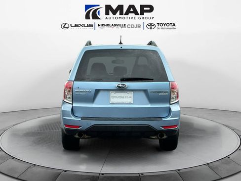 Used 2012 Subaru Forester 2.5X Premium w/ All-Weather Pkg AWD/4WD image 4