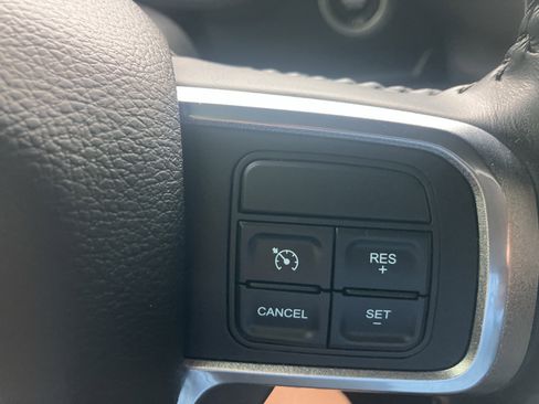 Used 2022 RAM 2500 Laramie AWD/4WD image 25