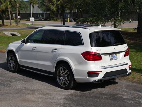 Used 2014 Mercedes-Benz GL 63 AMG 4MATIC image 18