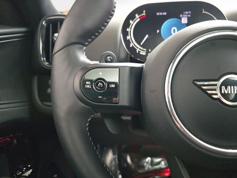 Used 2022 MINI Cooper Countryman S w/ Premium Package image 19