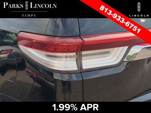 Certified 2022 Lincoln Navigator Reserve AWD/4WD image 7