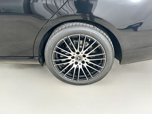 Certified 2025 Mercedes-Benz C 300 4MATIC Sedan image 40