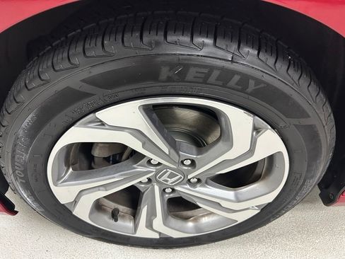 Used 2020 Honda Accord EX image 9
