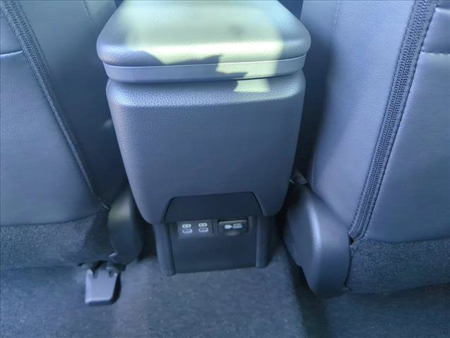 New 2026 Toyota Prius Plug-In Hybrid FWD image 23