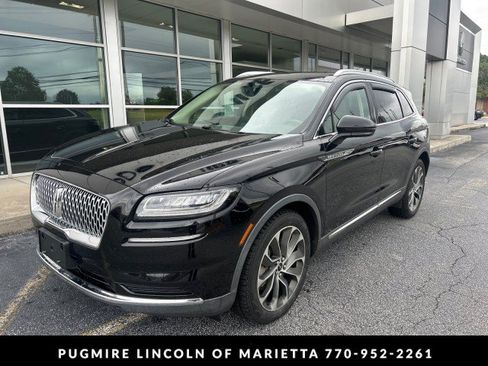 Used 2021 Lincoln Nautilus Reserve w/ Cargo Utility Package AWD/4WD image 2