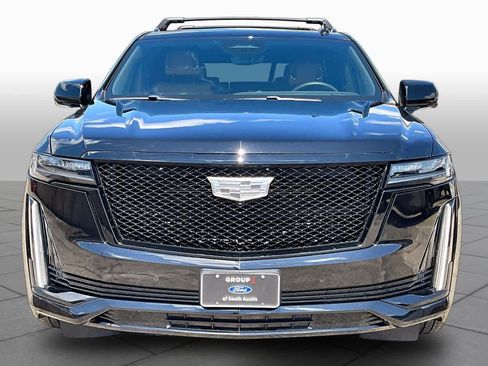 Used 2024 Cadillac Escalade Sport w/ LPO, ONYX Package AWD/4WD image 4