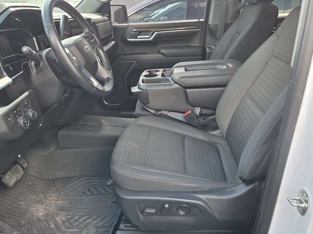 Used 2023 Chevrolet Silverado 1500 RST AWD/4WD image 8