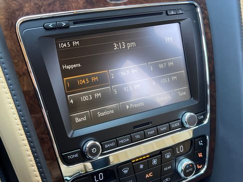 Used 2014 Bentley Flying Spur W12 AWD/4WD image 30