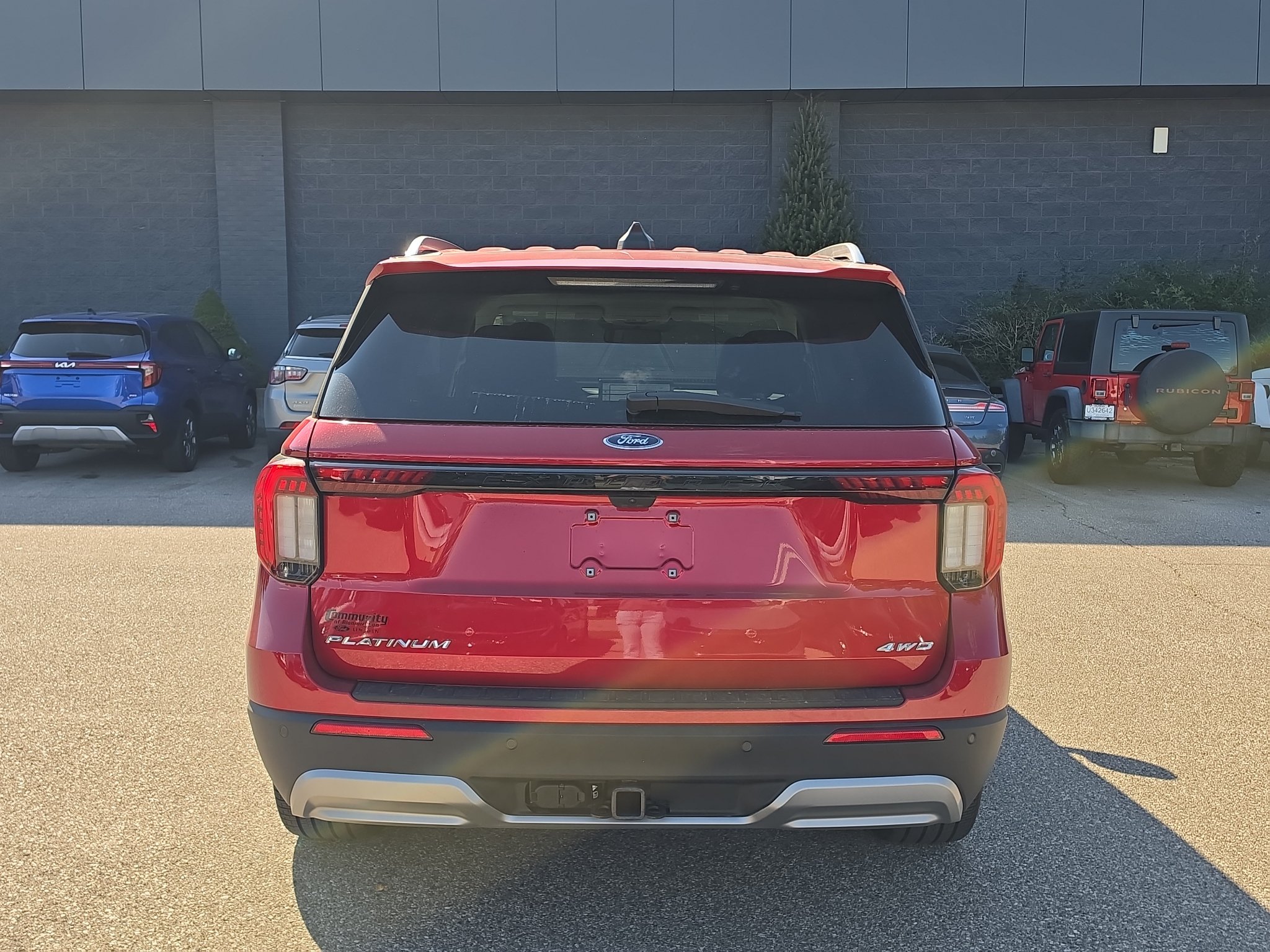 Used 2026 Ford Explorer Platinum w/ LUX Leather Package AWD/4WD image 6