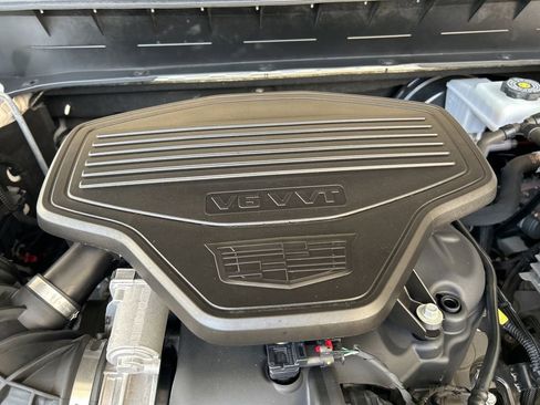 Used 2021 Cadillac XT6 Sport image 12