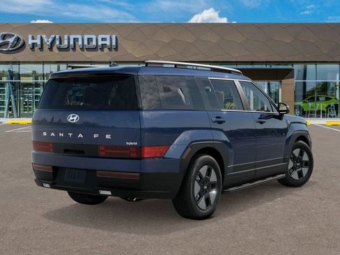 Used 2026 Hyundai Santa Fe SEL FWD image 4
