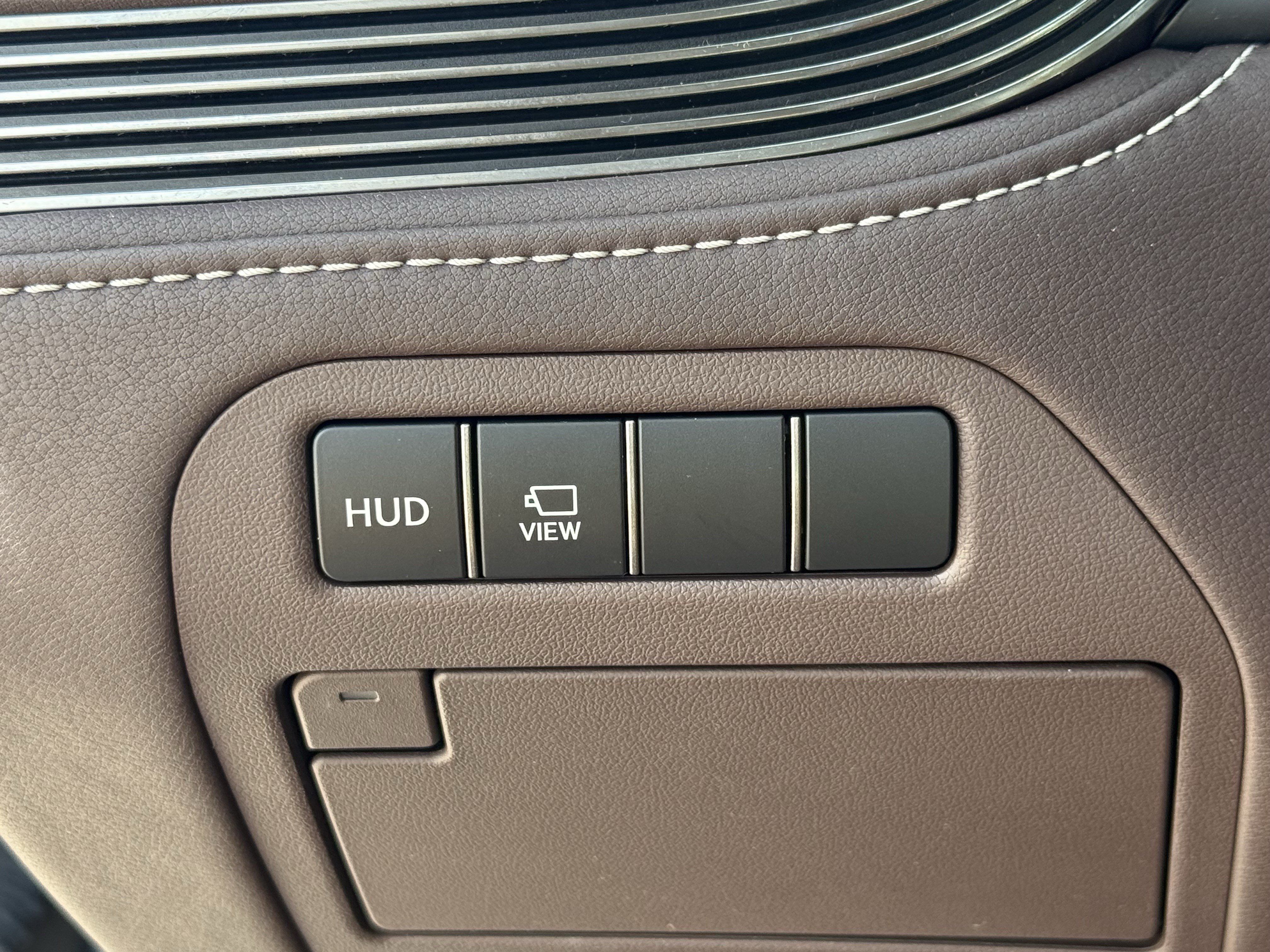 Used 2020 Lexus LS 500 w/ Interior Upgrade Package RWD image 25