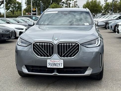 Used 2026 BMW X3 xDrive30i w/ Premium Package AWD/4WD image 3