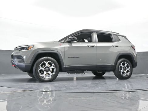 Used 2022 Jeep Compass Trailhawk w/ Trailhawk Elite Group image 53