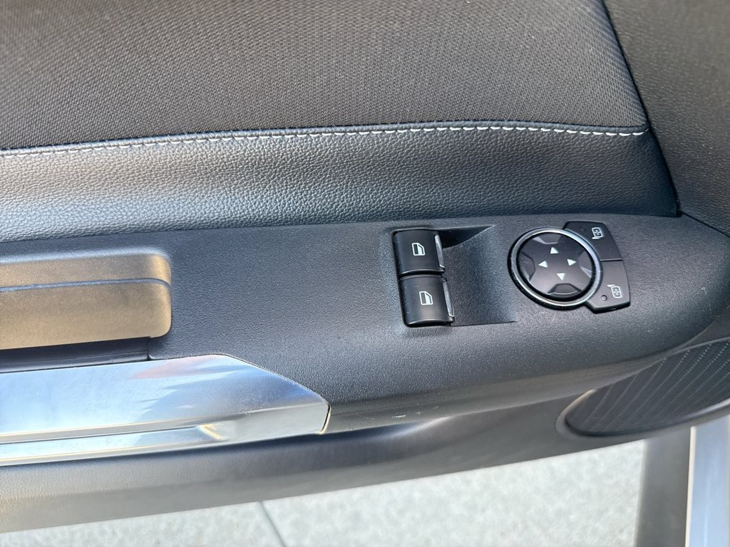 Used 2020 Ford Mustang GT w/ Black Accent Package RWD image 13