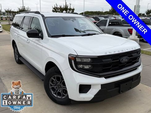 Used 2025 Ford Expedition Max Active AWD/4WD image 3