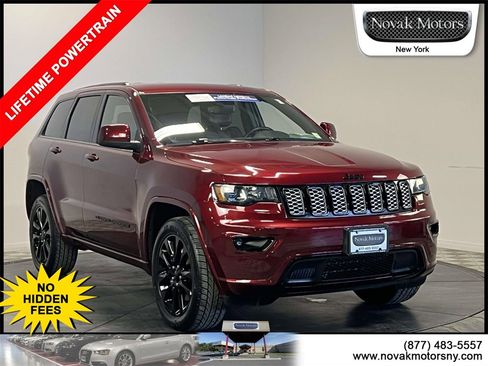 Used 2022 Jeep Grand Cherokee Laredo X image 1