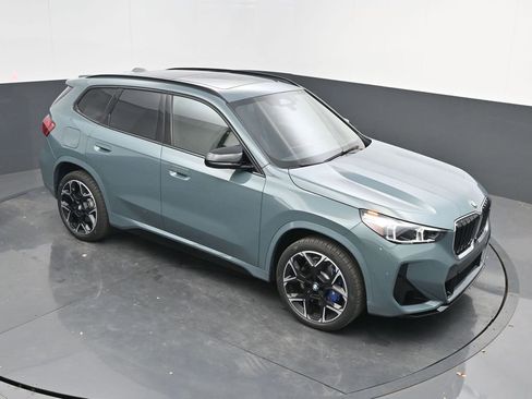 Certified 2025 BMW X1 M35i w/ Premium Package image 33