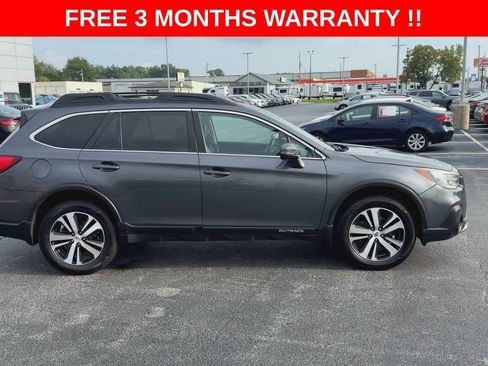 Used 2018 Subaru Outback 2.5i Limited AWD/4WD image 9
