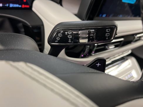 Used 2025 Lincoln Aviator Reserve w/ Equipment Group 201A image 21