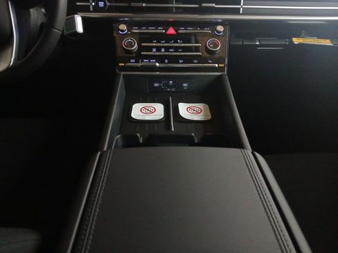 New 2026 Hyundai Santa Fe SE FWD image 11