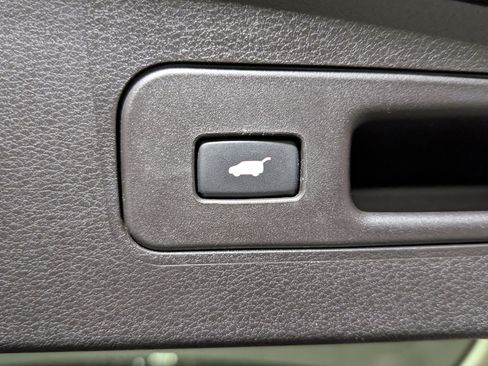 Used 2019 Acura MDX FWD w/ Advance Package image 22