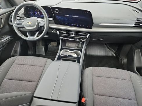 Used 2024 Chevrolet Traverse LT w/ LPO, Floor Liner Package AWD/4WD image 20
