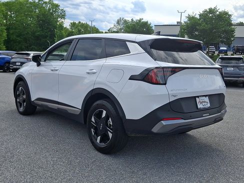 Used 2026 Kia Sportage LX w/ LX Convenience Package AWD/4WD image 4